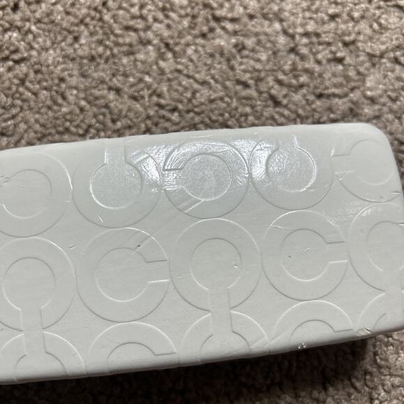 Coach Eye Glass Case ONLY Hard Hinged White Clam Shell With Logo - Picture 7 of 8